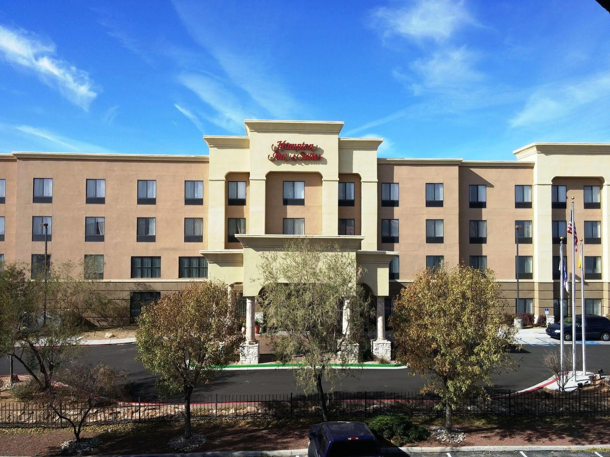 Hampton Inn & Suites Albuquerque-Coors Road Exterior foto